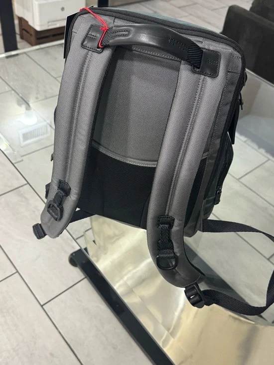 TUMI Parrish back pack. Unisex - Picture 5 of 10